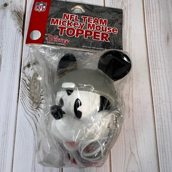 NWT NFL New England Patriots Mickey Mouse Topper - Picture 2 of 8